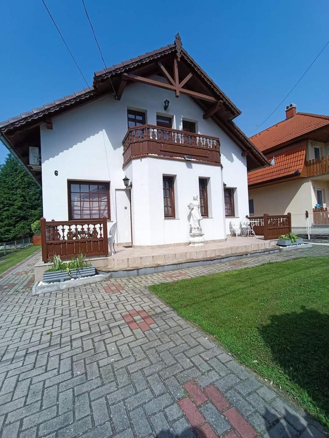 Rozsa Apartman Zalakaros公寓 外观 照片